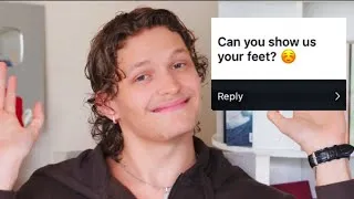 Thumbnail: famous actor answers your questions (Q & A) 