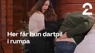 Thumbnail: Her får Jenny Skavlan dartpil i rumpa | Ligaen | TV 2