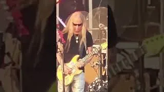 Thumbnail: Jerry Cantrell of Alice N Chains SHREDS "Them Bones" Solo @ Copeland Park in La Crosse, WI 😎🥁🎸🎤🤘