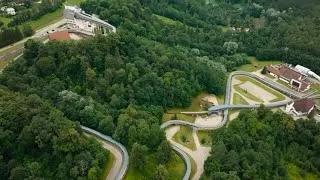 Thumbnail: Ewan McGregor & Charlie Boorman speeding down Latvian bobsleigh track
