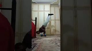 Thumbnail: Handstand Pushups On Dumbbells ( 1 Week Progression) #calisthenics #progression