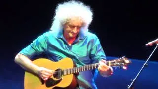 Thumbnail: Brian May is playing Dust in the Wind (Kansas song)