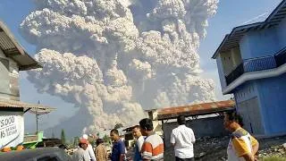 Thumbnail: 10 Shocking Natural Disasters Caught on Camera