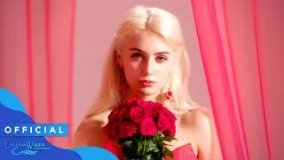 Thumbnail: PRISMA - Breakout [Official Video]