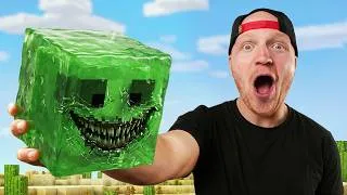 Thumbnail: Every Time I Scream, Minecraft Gets Realistic!
