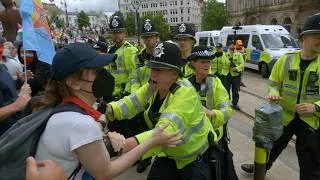 Thumbnail: Ugly scenes in Birmingham as protest against ‘Britain First’ descends into CLASHES with police