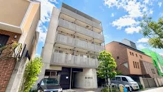 Thumbnail: Living in Japan: Inside a 357 sqft Tokyo Micro Apartment!