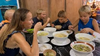 Thumbnail: WE’RE IMPRESSED WITH LOMI, BULALO & SQUID IN FILIPINO CAFE! Kids Can’t Stop Eating!