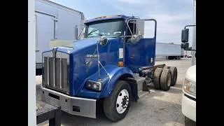 Thumbnail: 2005 Kenworth T800 - Parts Unit 05KN154