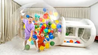 Thumbnail: Alex and His Friends Play in a GIANT Inflatable House and Learn About Wild Animals 🦁🏠
