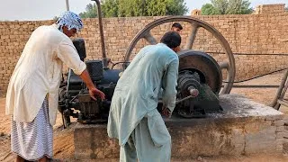Thumbnail: Black engine amazing sound _ Diesel Engine starting 