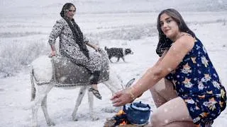 Thumbnail: Nomadic Life in Iran! Cooking Chickens and Stuffed Turkey In Scenic Mountains