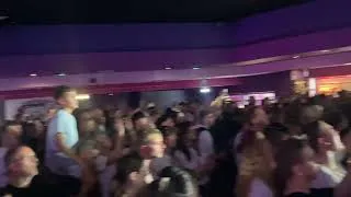 Thumbnail: The Ks - Live At Viva (Short Clip)