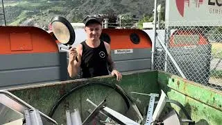 Thumbnail: In Search of Treasures We are looking for treasure in the trash🫡 в поисках сокровищ 👍ищем клад 😱