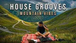Thumbnail: Mountain House Grooves | Summer Vibes on Transfagarasan