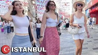 Thumbnail: Experience Taksim Square | Istanbul Walking Tour Through Istiklal Street 🇹🇷