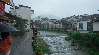 Thumbnail: China rural village walk. A traditional village by a stream in the heavy rain. Lucun(卢村), Anhui・4K