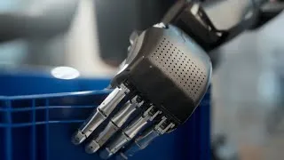 Thumbnail: NEW WAREHOUSE HUMANOID BOT