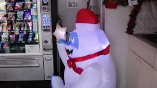 Thumbnail: 2018 Holiday Decorating Contest