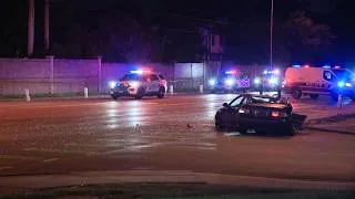 Thumbnail: Police: 19-year-old man dead, 2 injured in west Columbus crash