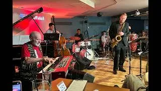 Thumbnail: 'Metamorphosis inside me': Jazz pianist and retired physician on how music has impacted his cance...