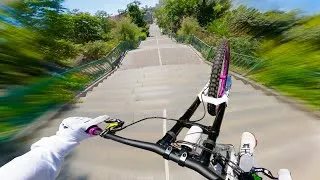 Thumbnail: Extreme Urban Downhill through Prague (POV) / Gabriel Wibmer