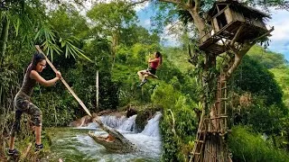 Thumbnail: Surviving alone in the deep forest and the giant crocodile - Wild Beauty