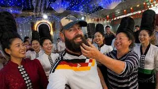 Thumbnail: I Crashed a Wedding in Vietnam! 🇻🇳