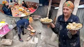 Thumbnail: We cooked onion stuffing and "Pirojhki" in our village: children loved it#shorts #village #grandma