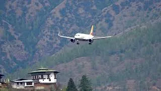 Thumbnail: A320 Neo Majestic Flying into Paro AIRPORT &  Impressive Touchdown under Challenging Conditions