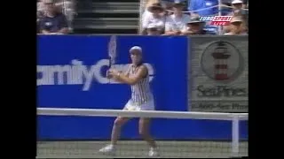 Thumbnail: Martina Hingis vs Natasha Zvereva Hilton Head 1999 (1.Set partly + 2.Set)