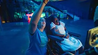 Thumbnail: Wonders of Wildlife Offers Adaptive Shark Dive Experience