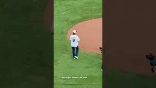 Thumbnail: Javy Lopez throws out first pitch on August 12, 2026