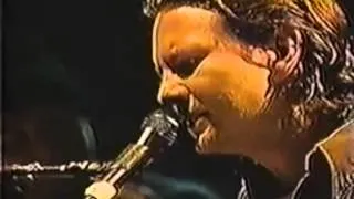 Thumbnail: Pearl Jam - Yellow Ledbetter (Acústico/Versão rara)