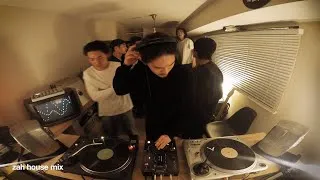 Thumbnail: Minimal House Vinyl mix in a tiny apartment in Japan Vol.4 - by Luca