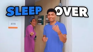 Thumbnail: Asking college students if I can SLEEP OVER!