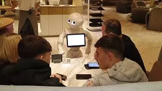 Thumbnail: Robot Waitstaff in Shibuya in Action