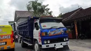 Thumbnail: Urban Walk Vibes – Join My Daily Street Tour