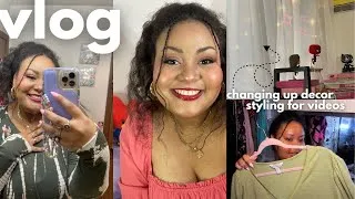 Thumbnail: filming vlog: get ready with me to film new videos, chat about books and products i'm loving ♡