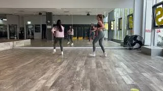 Thumbnail: Somos Latinos - Gente de Zona (Zumba® Choreo) - Zumbabuddies Munich