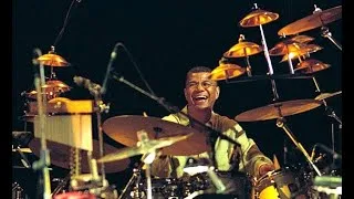 Thumbnail: Jack DeJohnette Trio 2000 feat. Danilo Perez & Jerome Harris - African Wave (D. Perez)