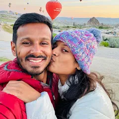 Avatar of Sumit & Vishakha | emails to airports