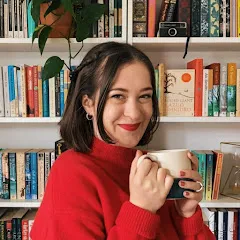 Avatar of reader in a reverie