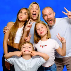 Avatar of The Piggott Family