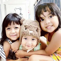 Avatar of Trio Strong Family