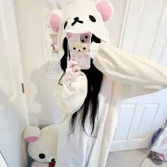 Avatar of shy ⋆˚