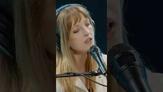 Thumbnail: Lizzie Weber's "Heart-Shaped Box" Nirvana Cover