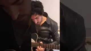Thumbnail: 🔥 the best solo from arctic monkeys? #shorts