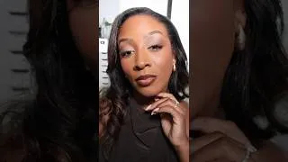 Thumbnail: Simple eyeshadow doesn’t have to be complicated. 🤎 Here’s an easy step by step tutorial!