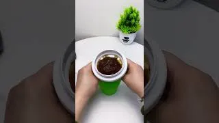 Thumbnail: Instant Slushie Maker Cup! 🍹 Squeeze Ice Cream Smoothie Cup🍧